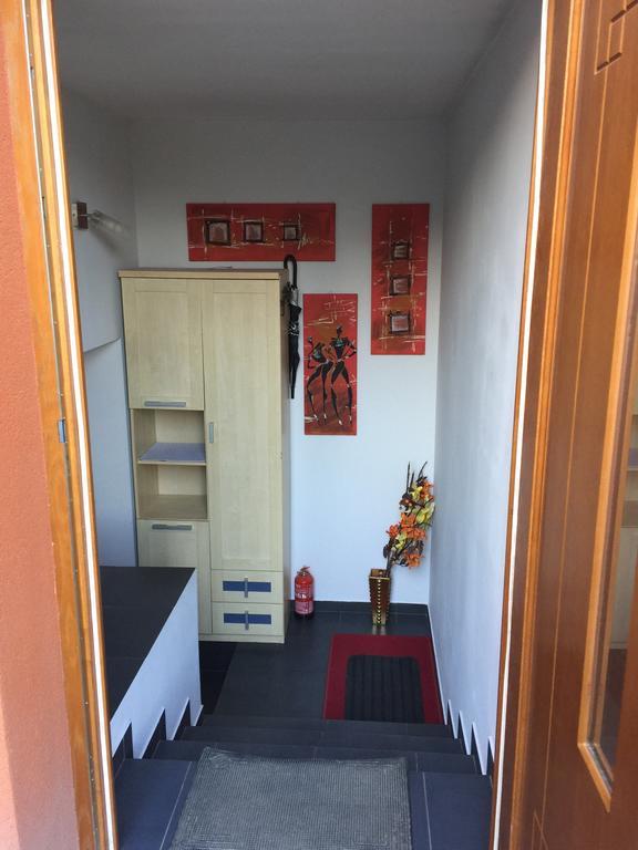 耶莱尼亚古拉Apartament Tipton公寓 外观 照片